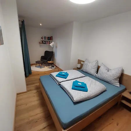 Апартаменты Gluecksplatz Im Laerchenhof