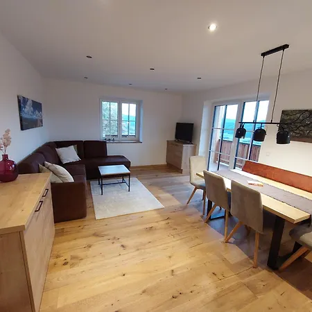 Апартаменты Gluecksplatz Im Laerchenhof