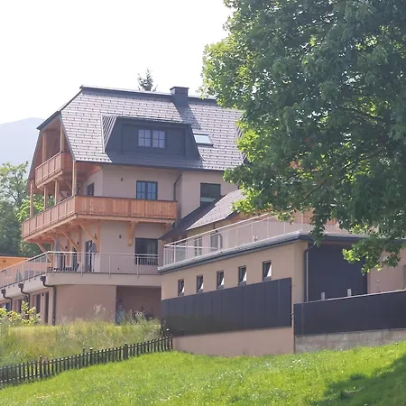 Апартаменты Gluecksplatz Im Laerchenhof Маутерндорф
